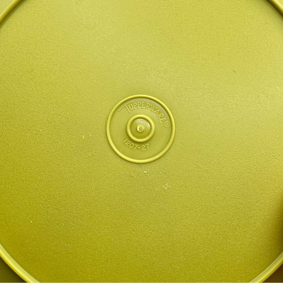 LOT Vintage Tupperware Seal-N-Serve Bowl 1206 & Lid 1207 Brown - Picture 3 of 7